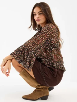 Floral Paisley Print Ruffle Blouse*Accessorize