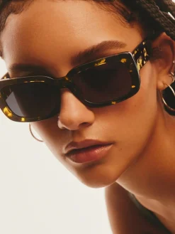 Animal Print Yada Yada Sunglass*QUAY Best