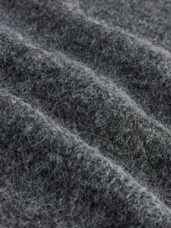 - Ajourgebreide muts*Next