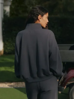 - Sweatshirt met korte rits*self. Hot