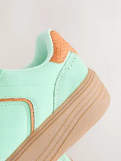 - Chunky sneakers met veters en plateauzool*Next Hot
