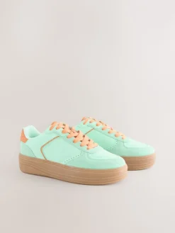 - Chunky sneakers met veters en plateauzool*Next Hot