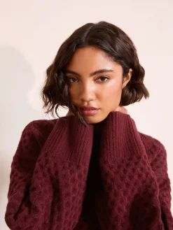 - trui met honingraatmotief*Friends Like These New