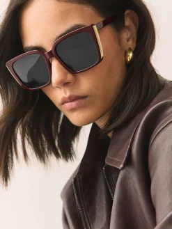 Bessenrood - Vierkante zonnebril*Next Outlet