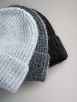 - 3 Pack Beanies*The Set