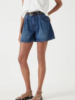 - Larissa Denim Shorts*Hush Hot