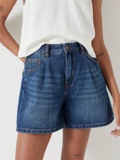 - Larissa Denim Shorts*Hush Hot
