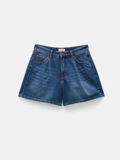 - Larissa Denim Shorts*Hush Hot