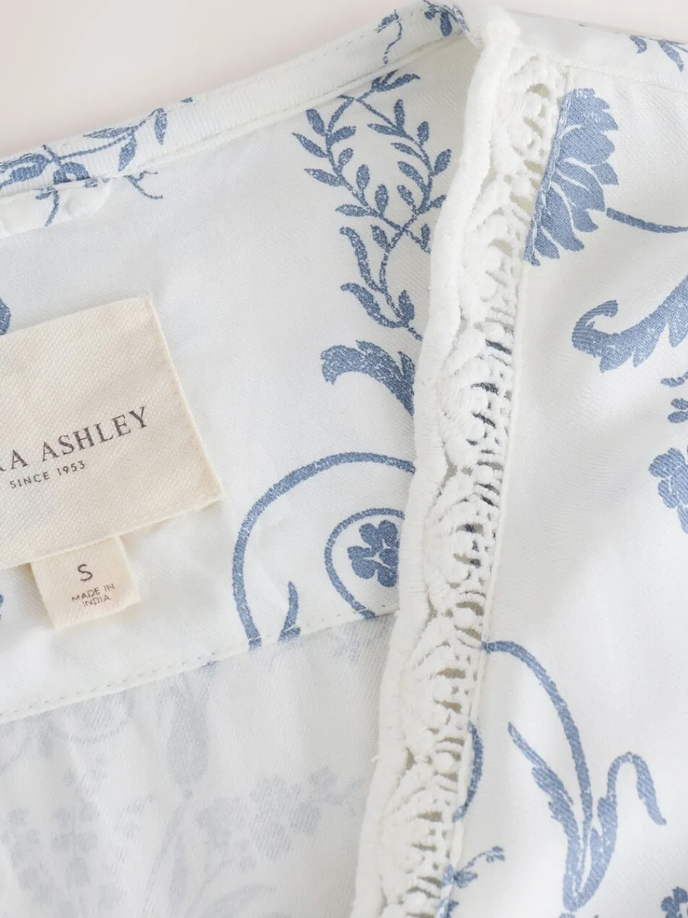 Blauw - Josette badjas*Laura Ashley Clearance