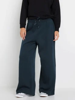 - - Joggingbroek met wijde pijpen*M&Co Hot