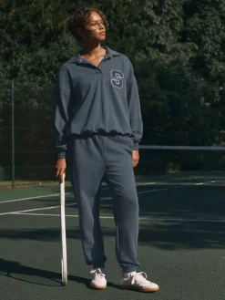 - Rugbys sweatshirt*self. Hot