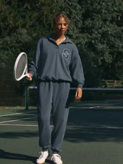 - Rugbys sweatshirt*self. Hot