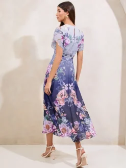 Blauwe print - ombré midi-jurk met bloemenprint, tulpmouwen en fit en flare-model*Lipsy Sale