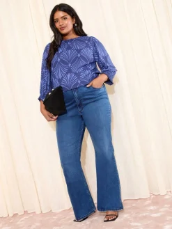 - - Blouse met gerimpelde manchetten en 3/4 mouwen*Friends Like These Best