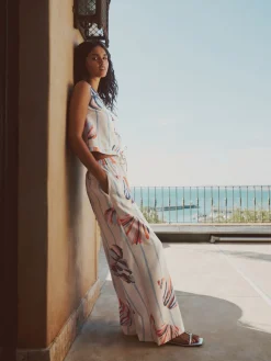 - Pull On Wide Leg Trousers With Linen*Next Outlet