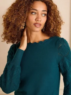 Blauwgroen - gebreide trui met noppensteek en geschulpte rand*Love & Roses Hot