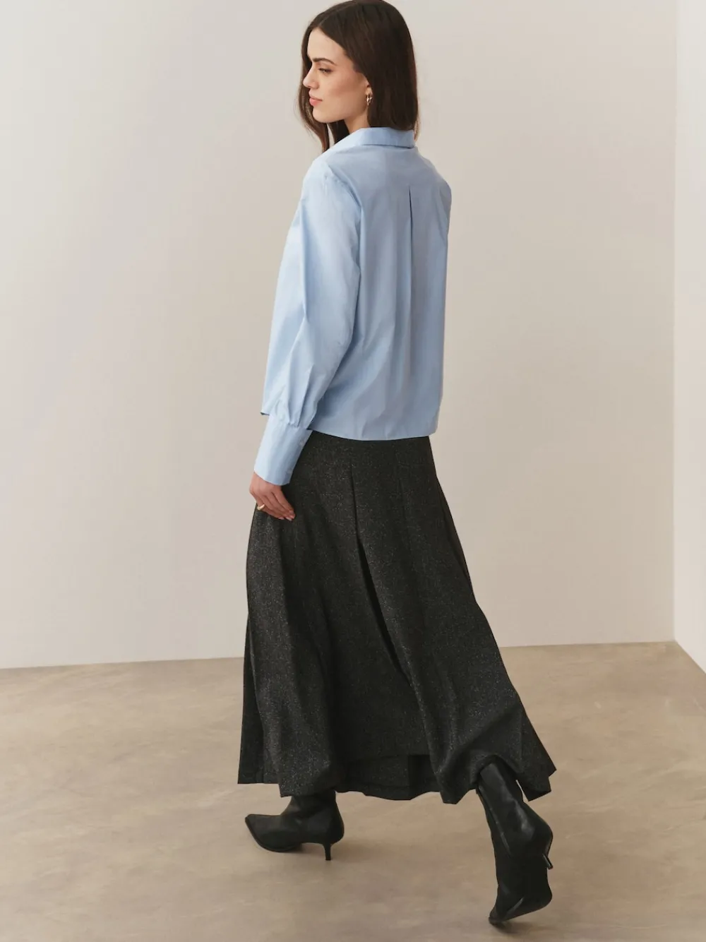 - Fitted Stretch Essential Long Sleeve Shirts 2 Pack*Next Outlet