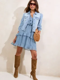 - - Denim jack met kraag en armbandmouwen*Lipsy