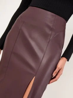 - - Midi-rok met zijsplit*Lipsy Outlet