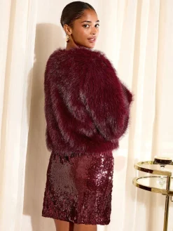 - - Kort kraagloos jack van imitatiebont*Friends Like These Clearance