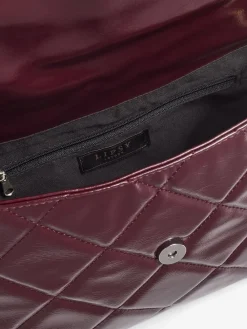 - - Gewatteerde schoudertas met ketting*Lipsy Online