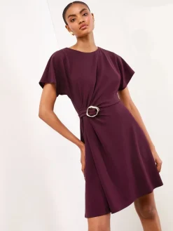 - miniskaterjurk met hardwaredetail*Lipsy Clearance