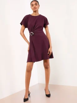 - miniskaterjurk met hardwaredetail*Lipsy Clearance