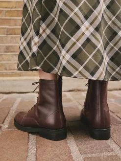 - Forever Comfort® - Enkellaarzen met vetersluiting*Next Sale