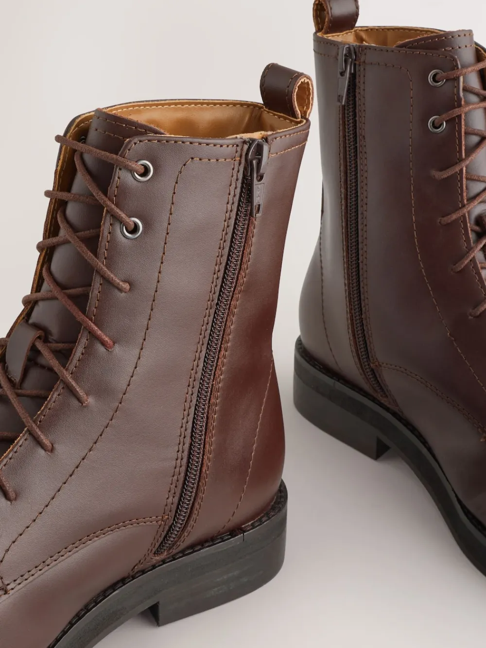 - Forever Comfort® - Enkellaarzen met vetersluiting*Next Sale