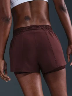 - Dri-FIT One 3 Inch 2-In-1 shorts met halfhoge taille*Nike Clearance