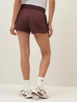 Bourgondië crush - One Dri-FIT 3 inch short met halfhoge taille en geïntegreerde slip*Nike Sale