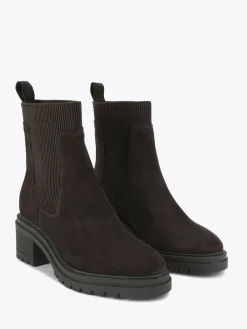 - Champion Boots*Carvela