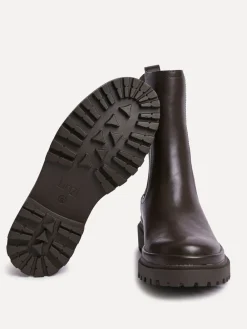 - Command Chunky Sole Chelsea Boots*Linzi Outlet