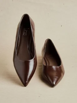 - Wide Fit Compete Pointed Toe Ballet Flat Shoes*Linzi Clearance