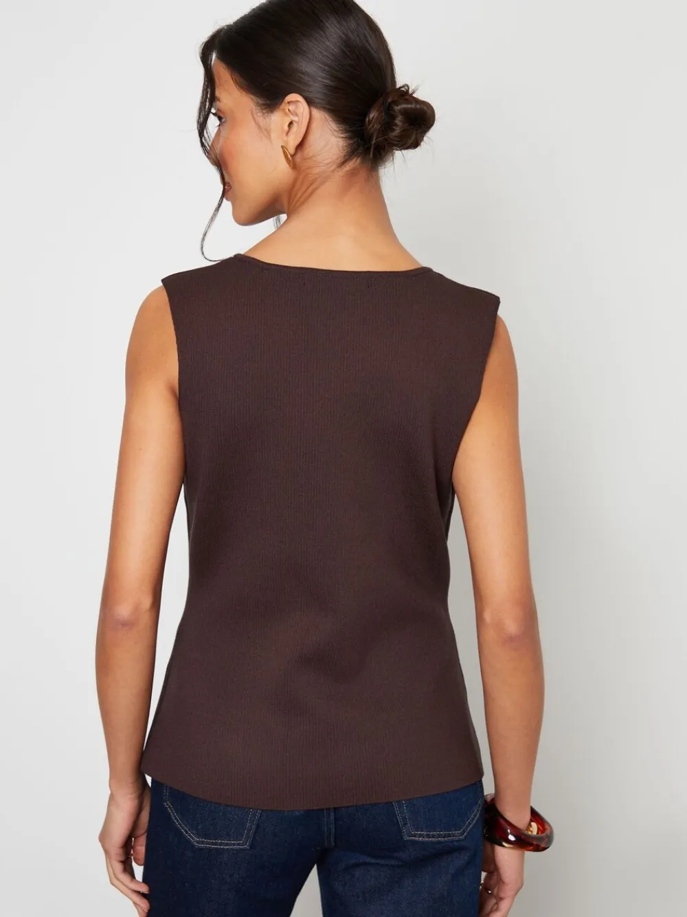 Bruin - Ribbed Knitted Waistcoat*Threadbare Hot