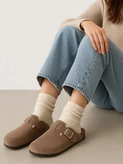 - Suede Clog*Totes New