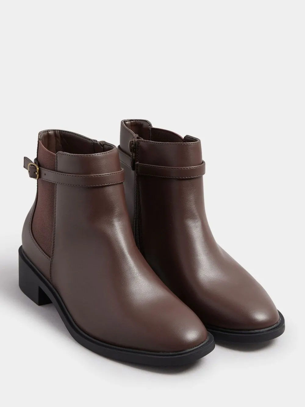 - Buckle Elastic Boots*Yours Curve Online