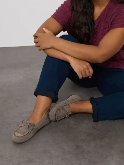 - Extra Wide Fit Fringe Moccasin Loafers*Yours Curve Best