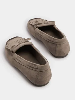 - Extra Wide Fit Fringe Moccasin Loafers*Yours Curve Best