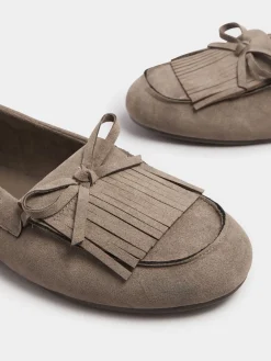 - Extra Wide Fit Fringe Moccasin Loafers*Yours Curve Best