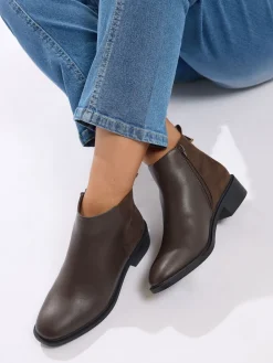 - Extra-Wide Fit Metal Trim Ankle Boots*Yours Curve Outlet