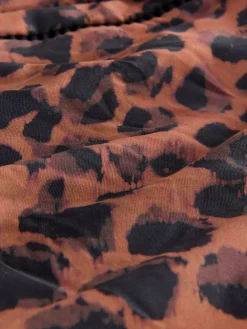 - Hoogsluitend ondersteunend badpak met buikcorrigerend effect*Next Hot