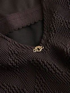 Bruin Textuur - Buikbedekkend badpak met ruime ronde hals*Next Online