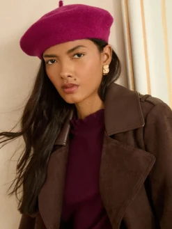 - Beret Hat*Love & Roses Clearance