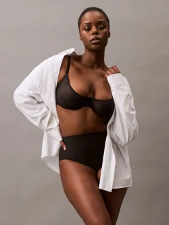 Sculpted Shapewear Briefs - Stay Put Mesh*Calvin Klein Sale