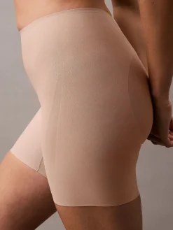 Sculpted Shapewear Shorts - Stay Put Mesh*Calvin Klein Sale