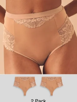 - 2 Strings met licht buikcorrigerende hoge taille*Next Outlet