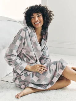 Fleece Check Hooded Dressing Gown*Chelsea Peers Clearance