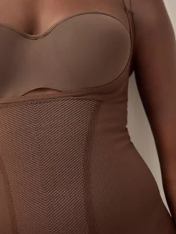 - Wear Your Own Bra - Body met sterke buikcorrectie*Next Discount