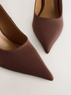 - Forever Comfort® satijnen pumps met spitse neus*Next Best